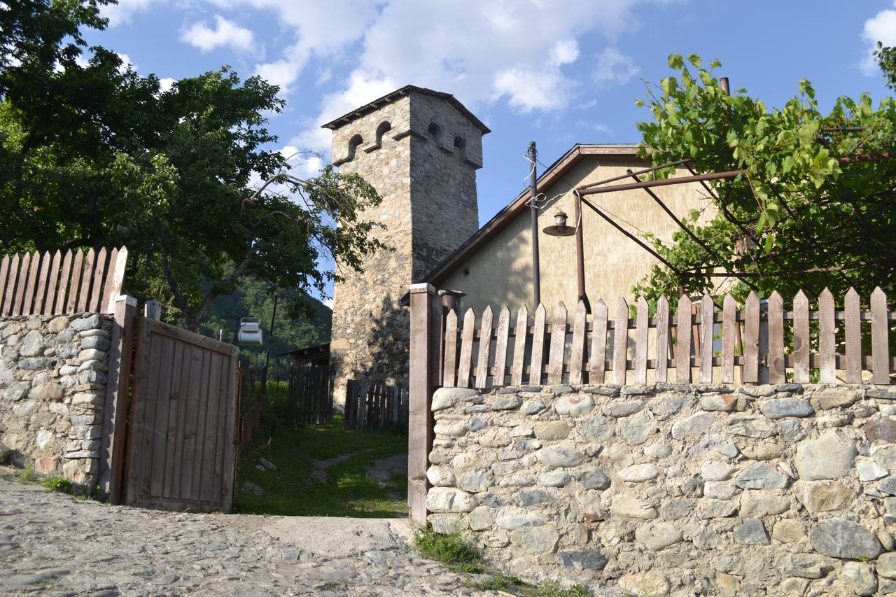 Teo Guesthouse And Camping In Mestia Exterior photo